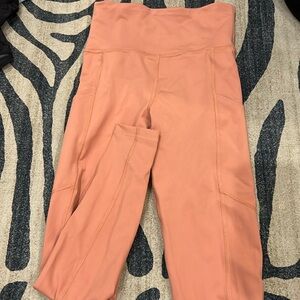 American Eagle everything pocket legging size small peach color